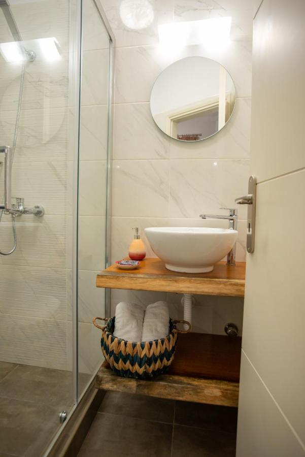Studios Thiseas Naxos City Esterno foto